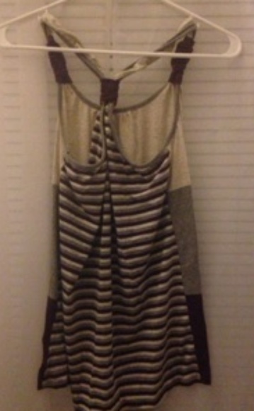 Tank - Picture 2 of 3